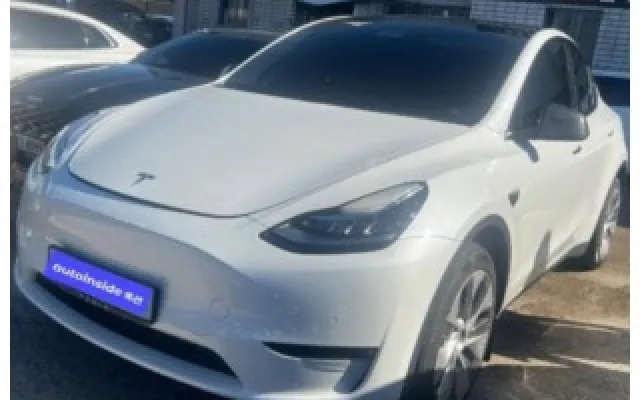 모델 Y 롱 레인지 테슬라 2022/08 131,315km