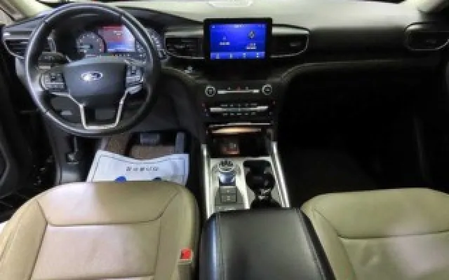익스플로러 6세대 2.3 AWD 리미티드 포드 2019/12 96,234km